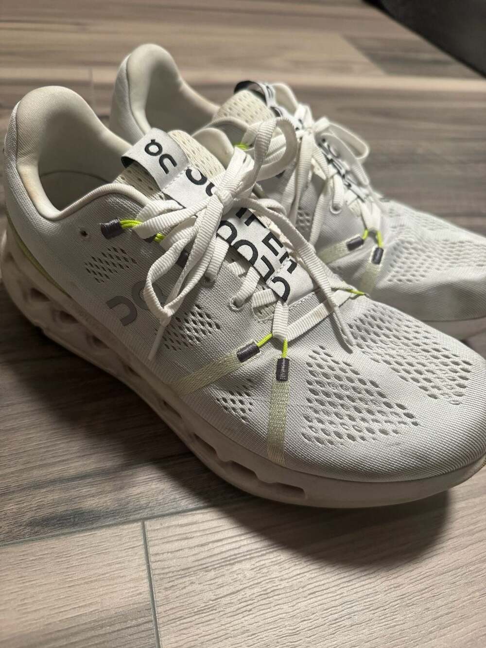 On Running Cloudsurfer CloudTec Phase Running Shoes White/Lime Size US 10.5